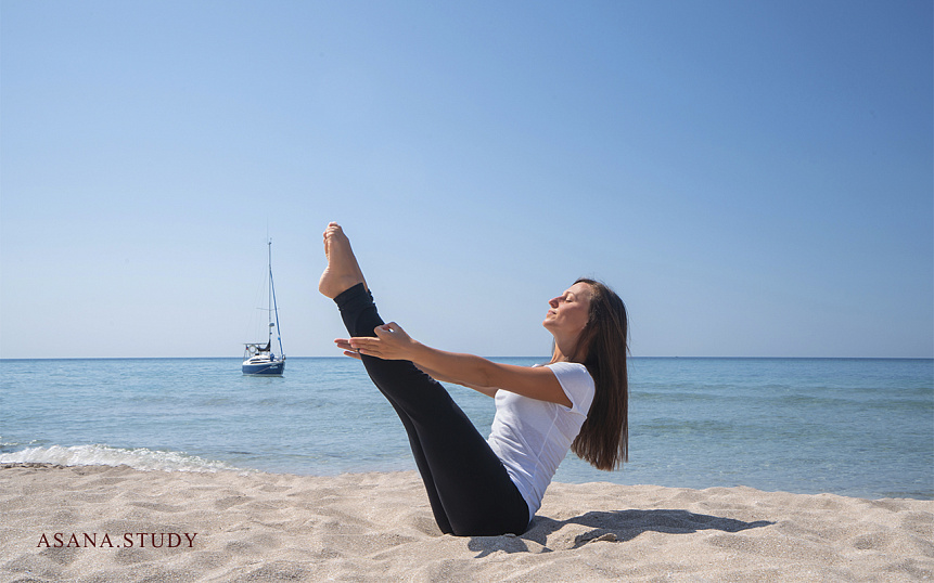 Парипурна навасана