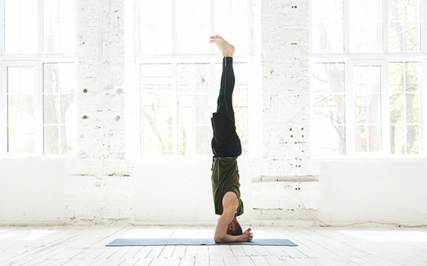 Саламба ширшасана